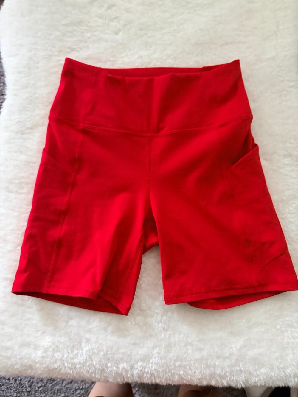 Fabletics Oasis 6" biker short, NWOT Heated Red, size S